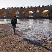اجرای اقدامات کوتاه‌مدت برای احیای «زاینده رود»/ استفاده از ظرفیت مادی‌های اصفهان برای احیای آبهای زیرزمینی