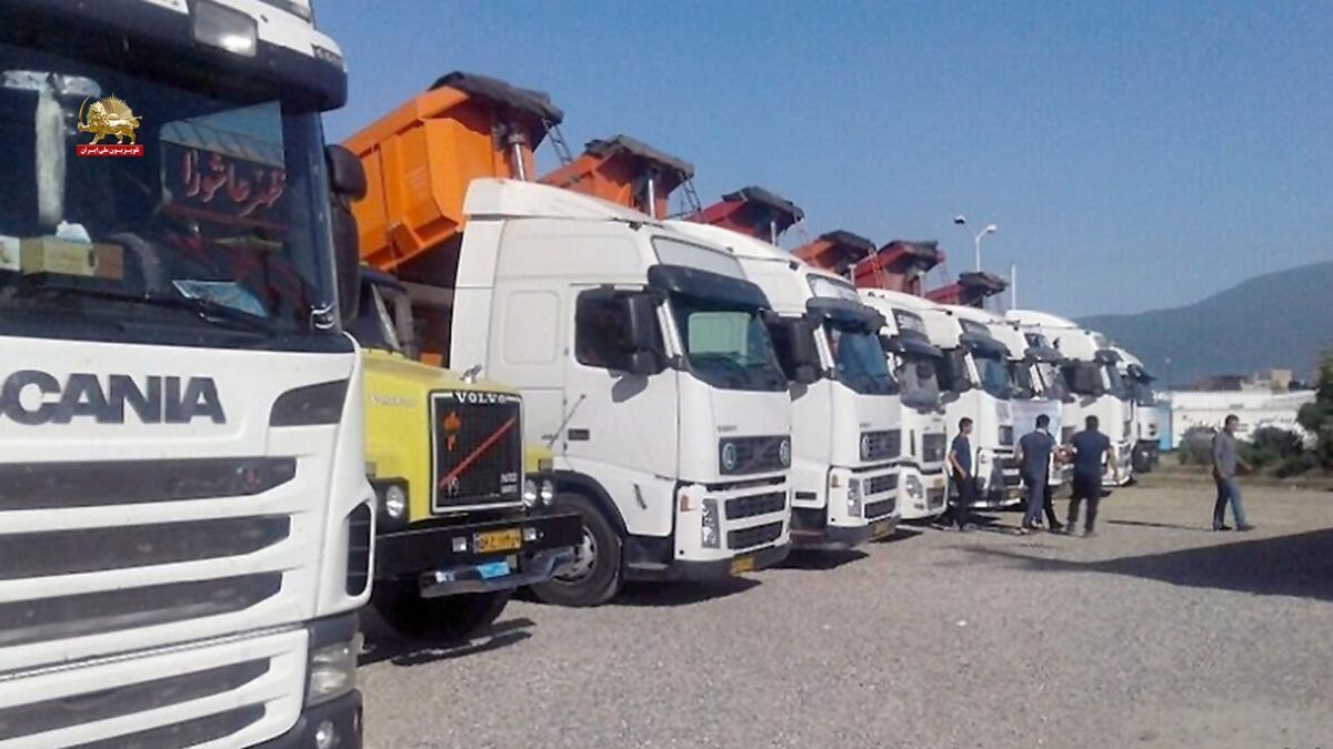 اعتراض کامیونداران به افزایش قیمت گازوئیل و لاستیک