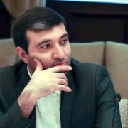 افزایش قیمت بنزین راه‌حل نیست| آلودگی هوا نتیجه حکمرانی جزیره‌ای در صنعت خودروست