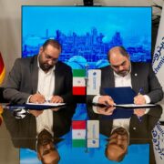 امضای تفاهم‌نامه حمل ۸۰ هزار تن محصولات پتروشیمی جم با شرکت فجر جهاد منعقد شد