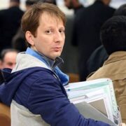 اموال بابک زنجانی نه امکان مصرف دارد نه امکان فروش!