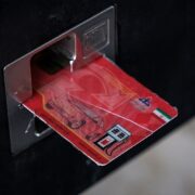 انتقال سهمیۀ بنزین به کارت بانکی  منتفی شد