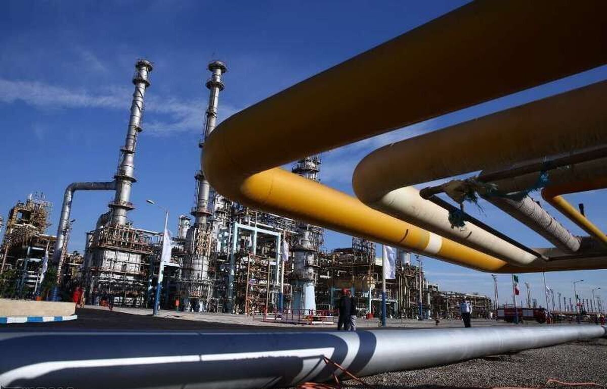 ایران روزانه چقدر بنزین تولید و مصرف میکند؟