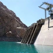 زنگ خطر بی‌آبی برای پایتخت‌نشینان/ فقط یک درصد آب در سد لار باقی ماند