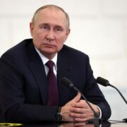 سرمایه‌گذاری ۸ میلیارد دلاری پوتین در ایران/ توافق ایران و روسیه نهایی شد