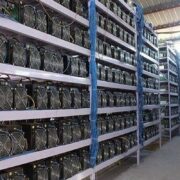 شناسایی ۶۰۰ هزار نقطه مشکوک به استخراج رمزارز در کشور/نصب پنلهای خورشیدی برای شهروندان آسان شد