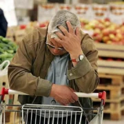 موج دوم فشار بر سفره‌ها؛ خط قرمز معیشت مردم عملاً شکسته شد