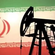 نفت ایران ارزان‌تر شد؛ افت ۵ دلاری قیمت و کاهش تولید در اکتبر