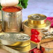کارخانجات کنسرو در آستانه تعطیلی هستند
