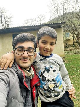 گفتوگو با معلم مدرسهای که فقط یک دانشآموز دارد!