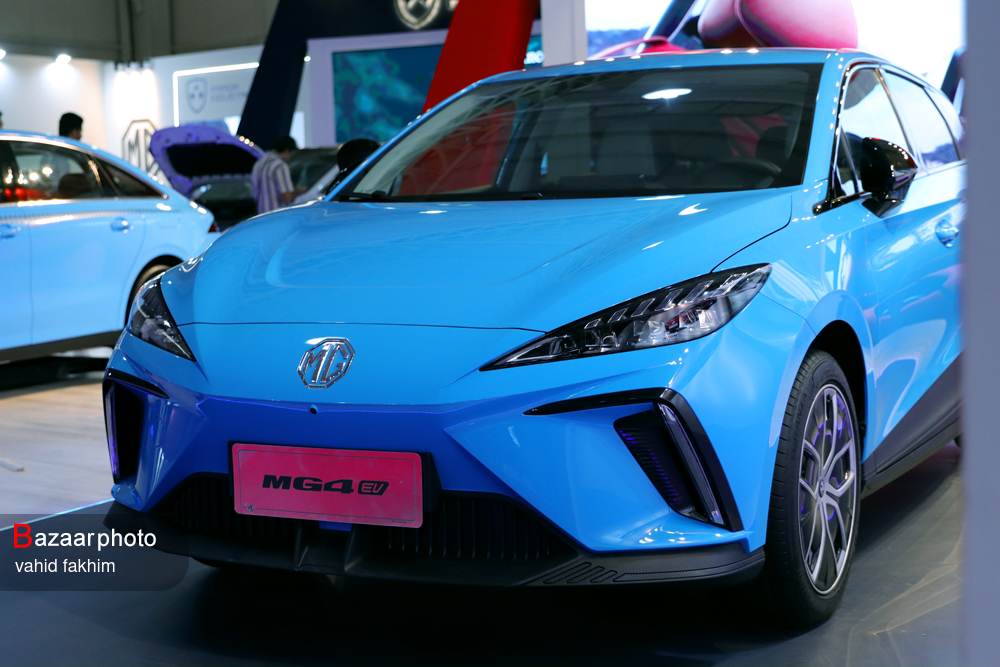 خودروسازان چینی با احتیاط و واسطه در بازار ایران حرکت می کنند؛ روایتی از شلختگی واردات خودروسازان چینی با احتیاط و واسطه در بازار ایران حرکت می کنند؛ روایتی از شلختگی واردات