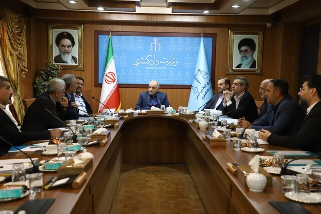 ممنوعیت رد و بدل وجه در بنگاههای معاملات ملکی ممنوعیت رد و بدل وجه در بنگاههای معاملات ملکی