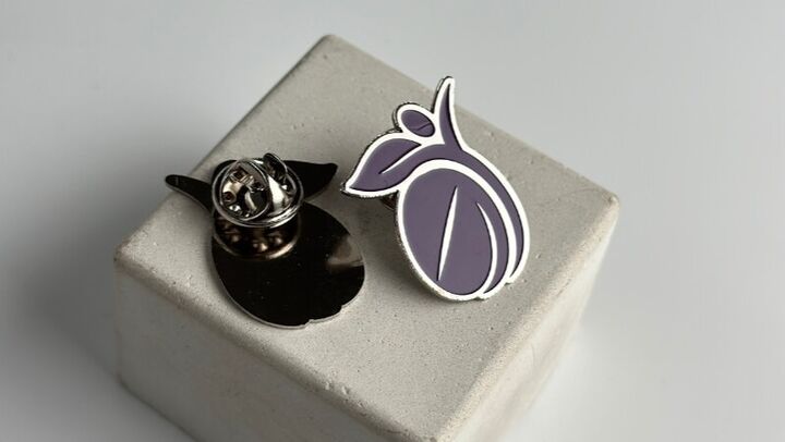 نقش استراتژیک بج سینه در برندسازی