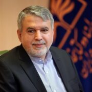 گردشگران خارجی به طور متوسط ۱۲۷۰ دلار در ایران هزینه می‌کنند
