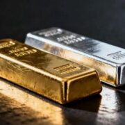 بازار جهانی طلا و نقره؛ از تنشهای ایران و آمریکا تا سیگنال صعودی نسبت دو فلز