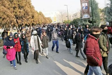 سایه تعطیلی بر سر دانشگاهها؛ بازگشت به کلاس یا تداوم آموزش مجازی؟