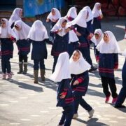 مجموع تعطیلیها و آموزش غیرحضوری دانشآموزان تهرانی امسال چقدر بود؟