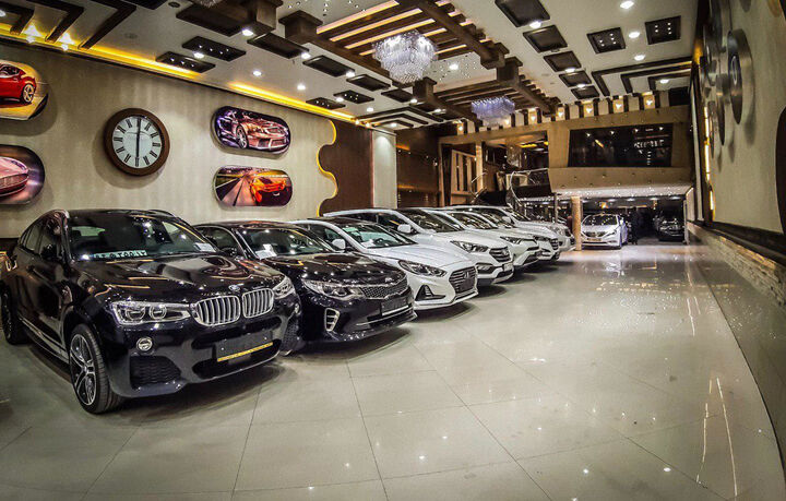 پیش فروش های خارج از ضابطه امکان ایجاد سونامی حقوقی در بازار خودرو را دارد