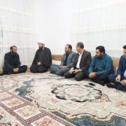 انجام ۳۳۰ دیدار با خانوادههای شهدای جنگ تحمیلی رمضان در استان ایلام