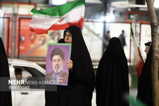 روایت مردم مشهد از انگیزه حضور هر شب در تجمعات