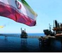 رویترز: ایران می‌تواند تا ۲ ماه بدون صادرات نفت به تولید ادامه دهد