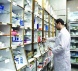 زنگ خطر کمبود کاذب دارو / داروخانه مرکز خیریه نیست!