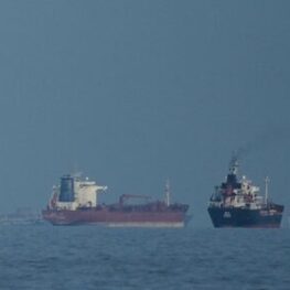 محاصره دریایی ایران قیمت نفت را شدیدا افزایش می‌دهد