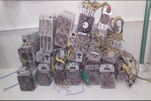 کشف مرکز استخراج رمزارز با تجهیزات استارلینک در کهگیلویه و بویراحمد