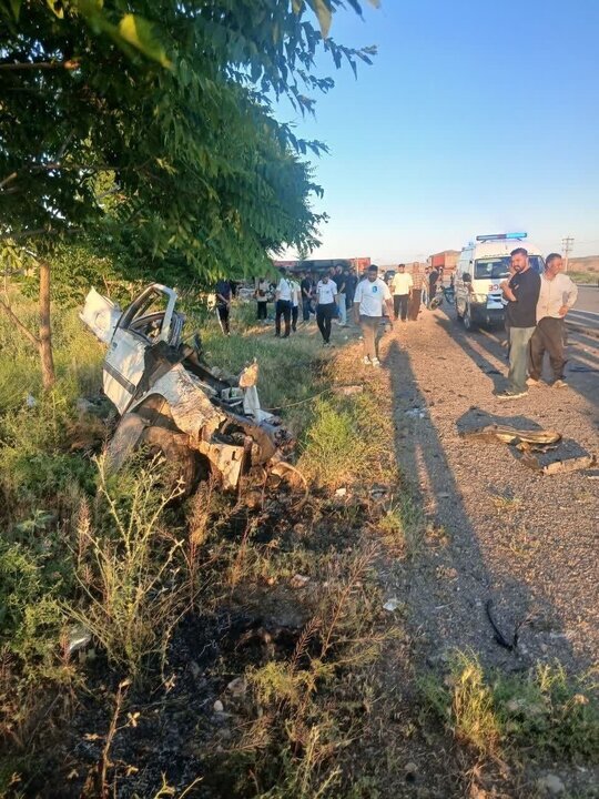 جزئیات تصادف مرگبار ۴۰۵ با ولوو در محور میانه-زنجان/ همه سرنشینان پژو جان باختند جزئیات تصادف مرگبار ۴۰۵ با ولوو در محور میانه-زنجان/ همه سرنشینان پژو جان باختند