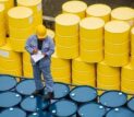 قیمت جهانی نفت فرو ریخت / ترافیک نفتکش‌ها در تنگه هرمز عادی شد