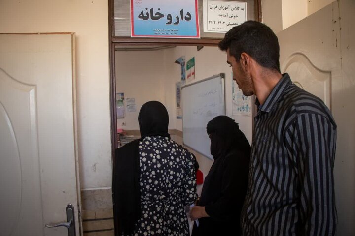 یگانه: کاروان سلامت هلالاحمر به محرومان سرفیروزآباد خدمات رایگان داد