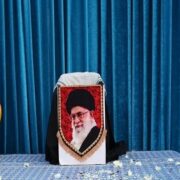 آمادهباش کامل نظام سلامت برای مراسم تشییع؛ استقرار ۶۰۰ تخت درمانی