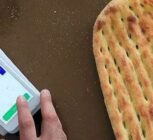 دوستی: دولت برنامه‌ای برای افزایش قیمت نان ندارد