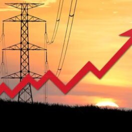 هشدار درباره وضعیت برق کشور / گرمای هوا مصرف برق را اوج داد